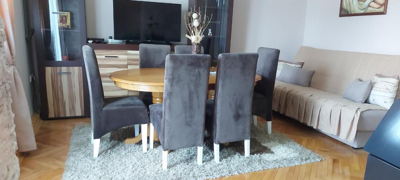 Apartman ,,Milica" Donji Milanovac Exterior foto